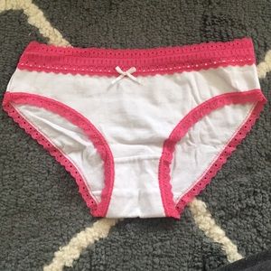 NWOT pink and white lacey undies